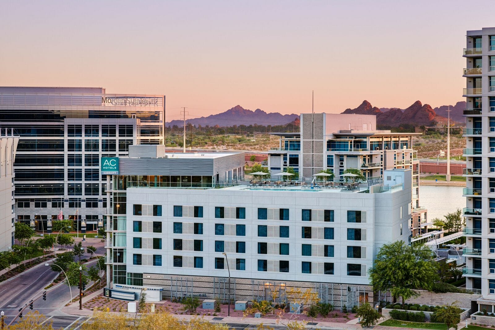 AC Hotel Phoenix Tempe Downtown Exterior