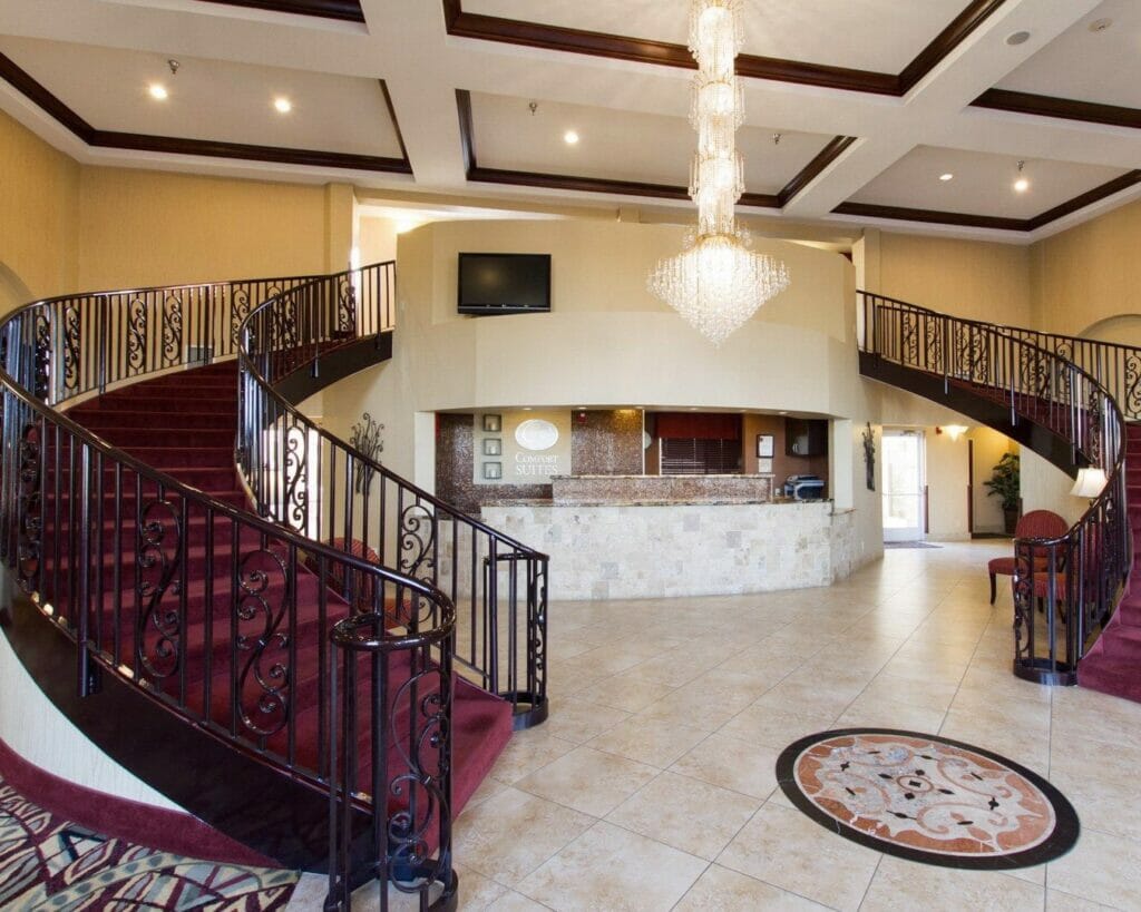 Comfort Suites Tempe Lobby 52nd Street