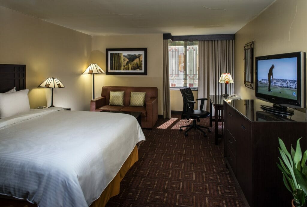 DoubleTree by Hilton Phoenix - Tempe (room 2)