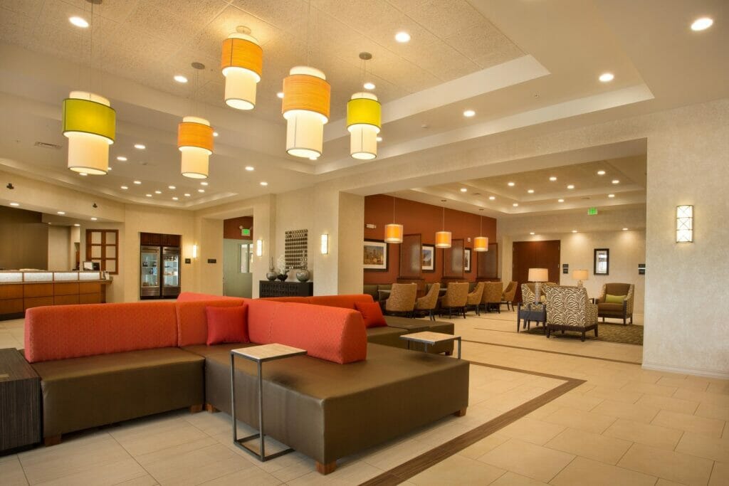 Drury Inn Suites Phoenix Tempe Lobby