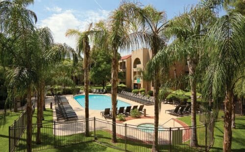 Embassy Suites Phoenix-Tempe Pool