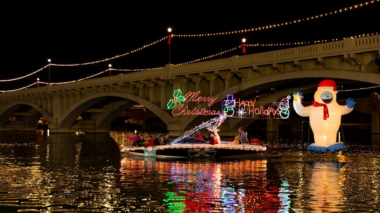 Fantasy of Lights Boat Parade at Tempe Town Lake Tempe Tourism