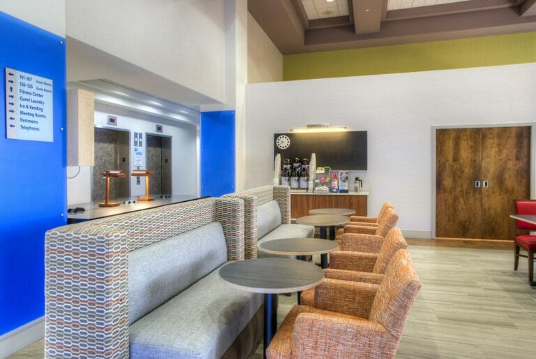 Holiday Inn Express & Suites Tempe