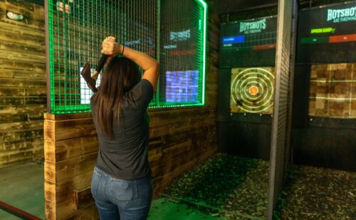 Hotshots Axe Throwing