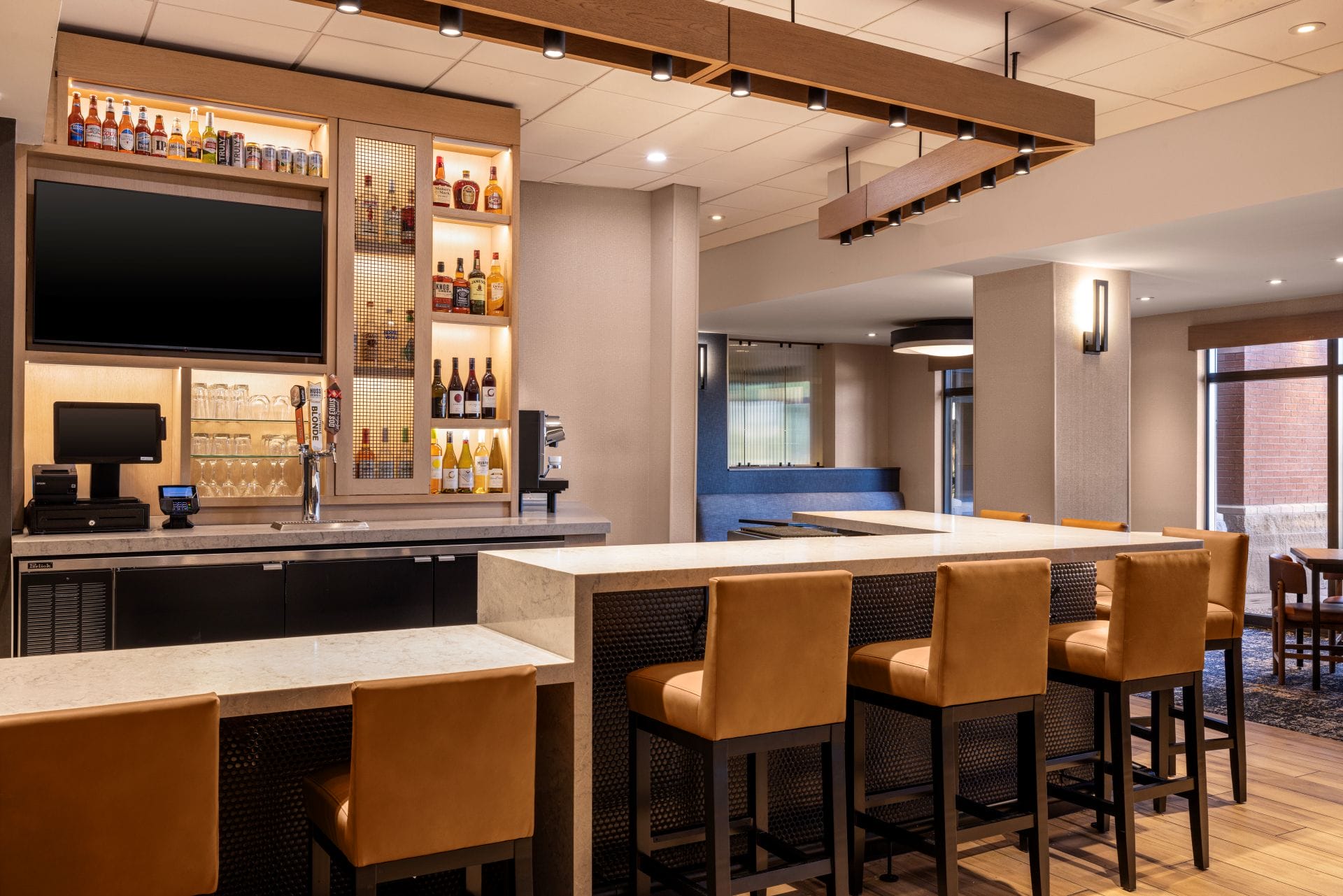 Hyatt Place Tempe Phoenix Airport Bar
