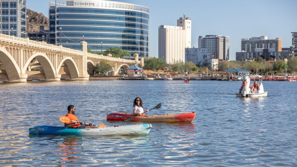 Kayaking at Tempe Town Lake