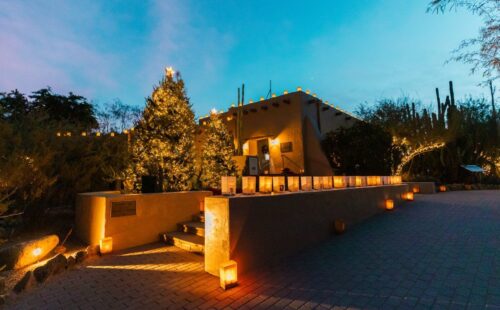 Las Noches de las Luminarias at DBG