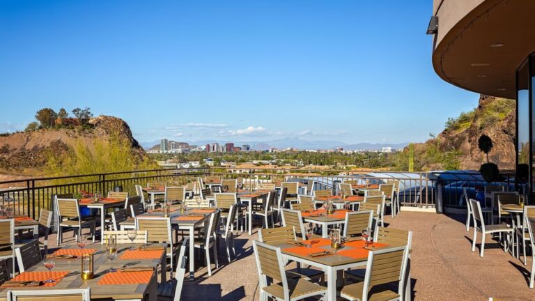 On the Rocks Lounge