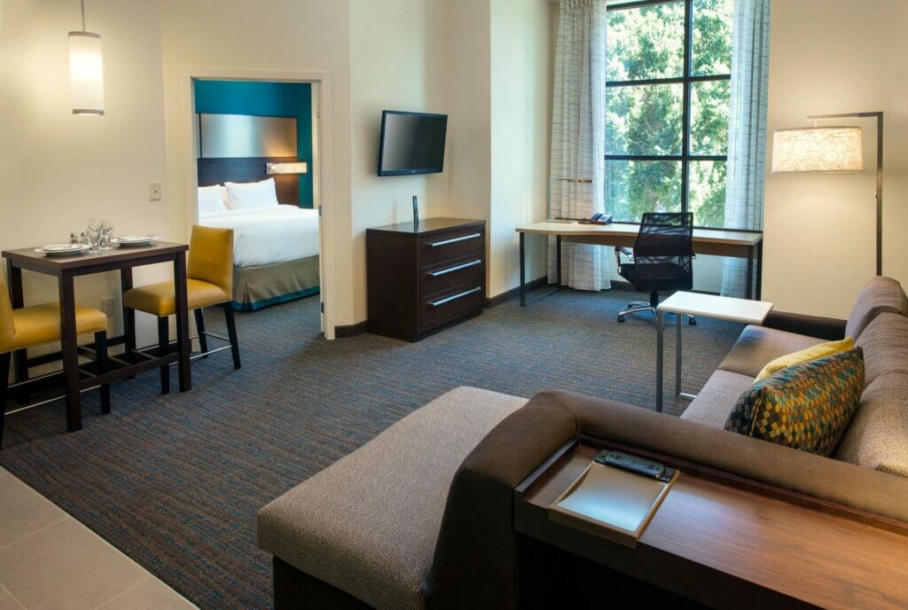 Residence Inn Tempe Downtown University by Marriott bedroom