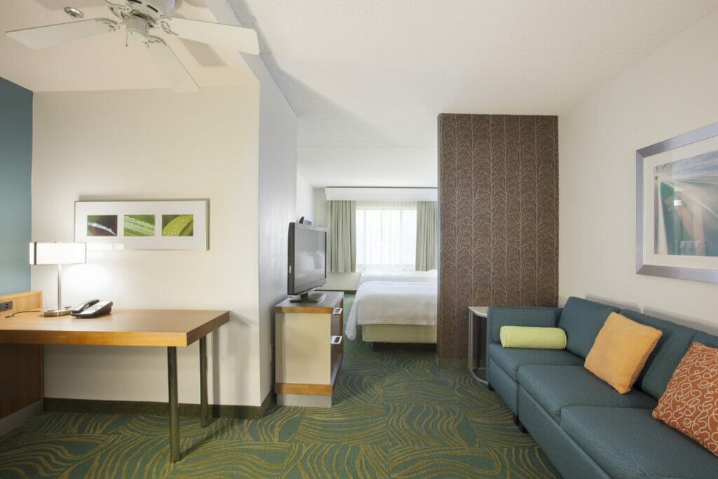 SpringHill Suites Phoenix Tempe Airport Guest Room Double