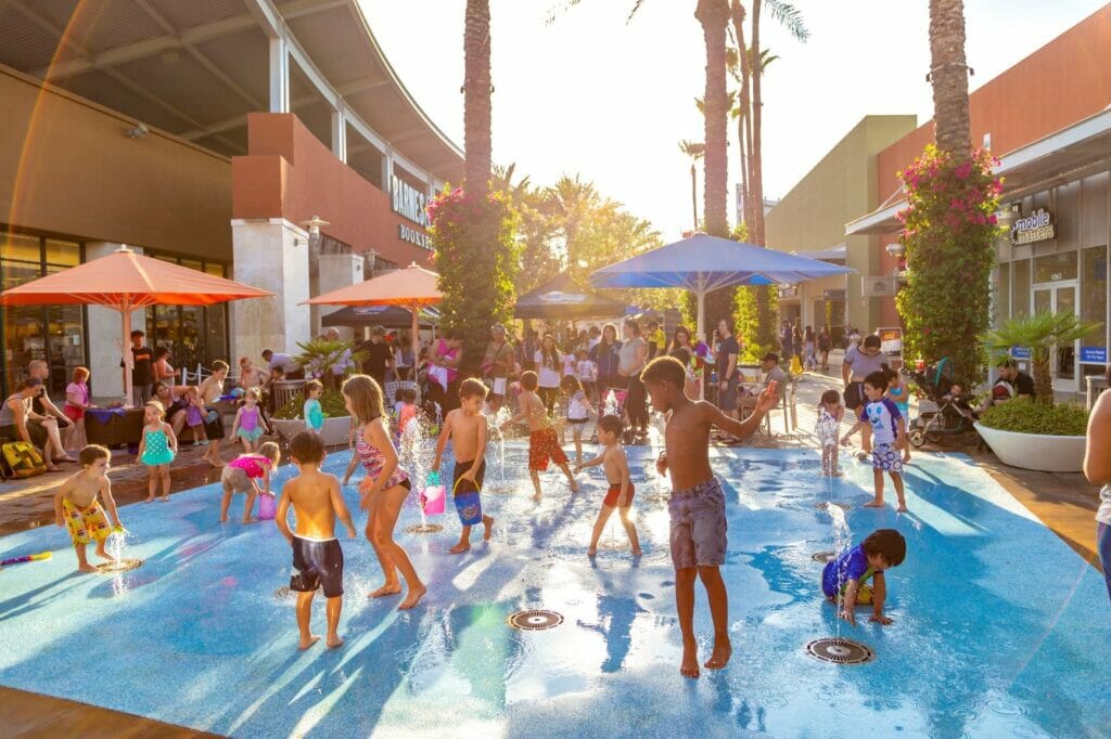 Summer Splash at Tempe Marketplace in Tempe, AZ