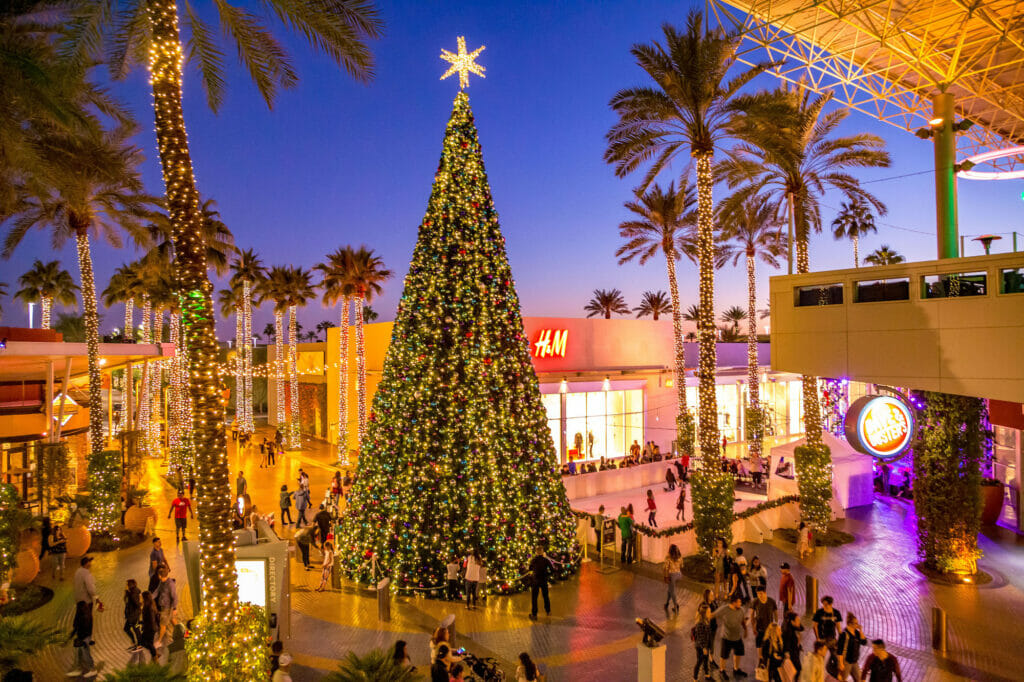 Holiday Fun at Tempe Marketplace