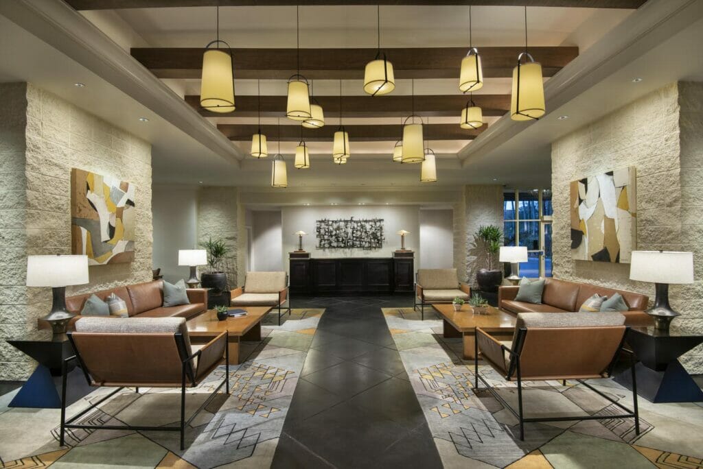 Tempe Mission Palms Concierge