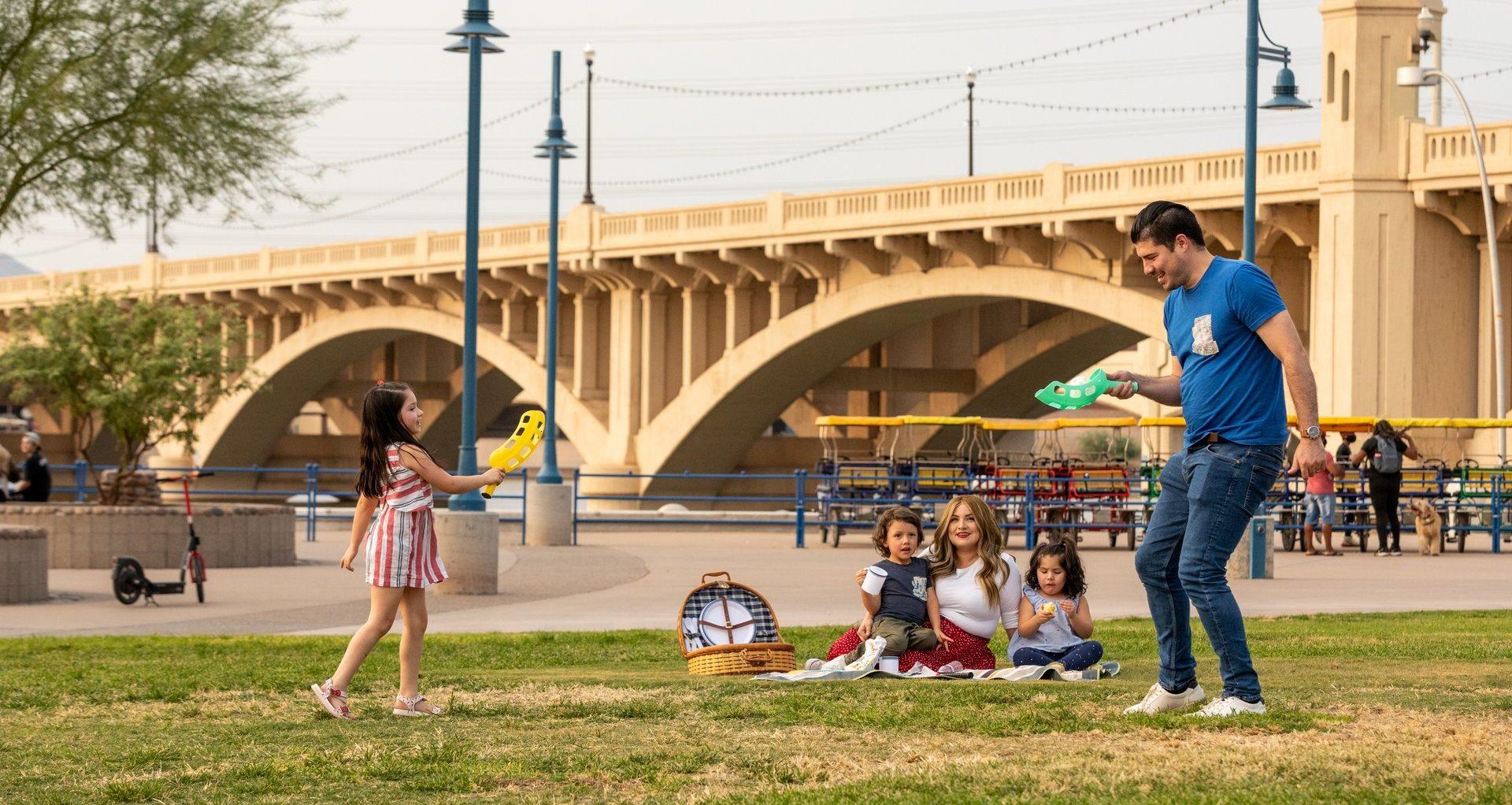 Family Picnic at Tempe Town Lake